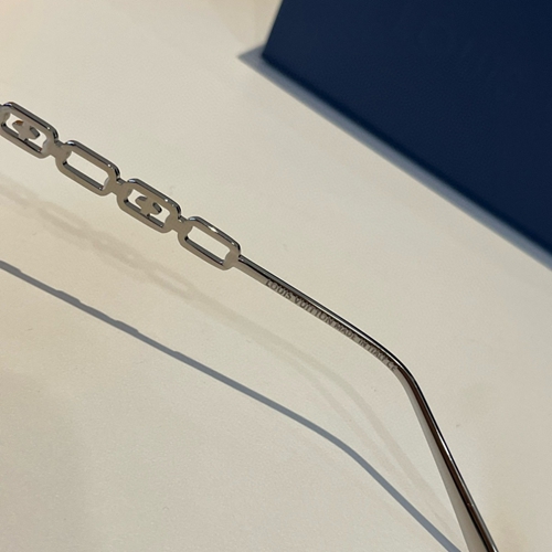 ルイヴィトンサングラス角部分ディテール